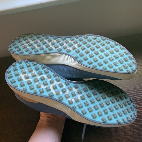 ECCO Women's S-lite leather golf sneaker - Picture 9 of 16